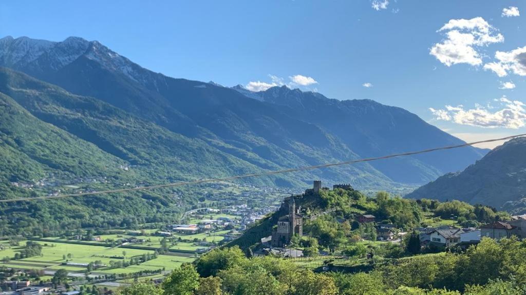 Appartamento La Baita Case Sondrio Fiume - Affitti Brevi Italia Extérieur photo
